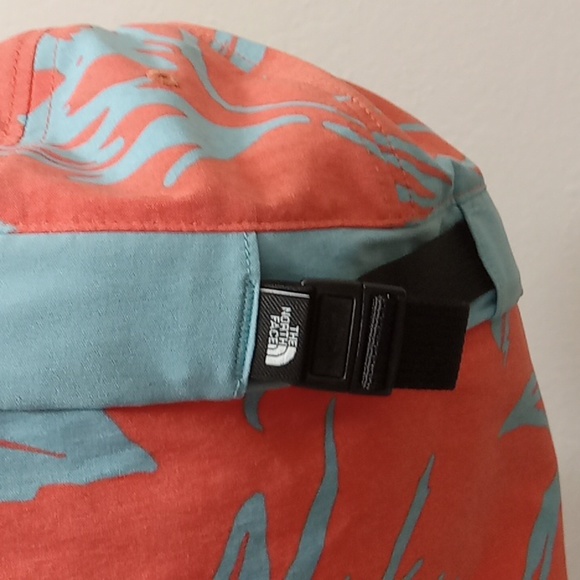 The North Face v sun cap c.never stop exploring. - Picture 5 of 6